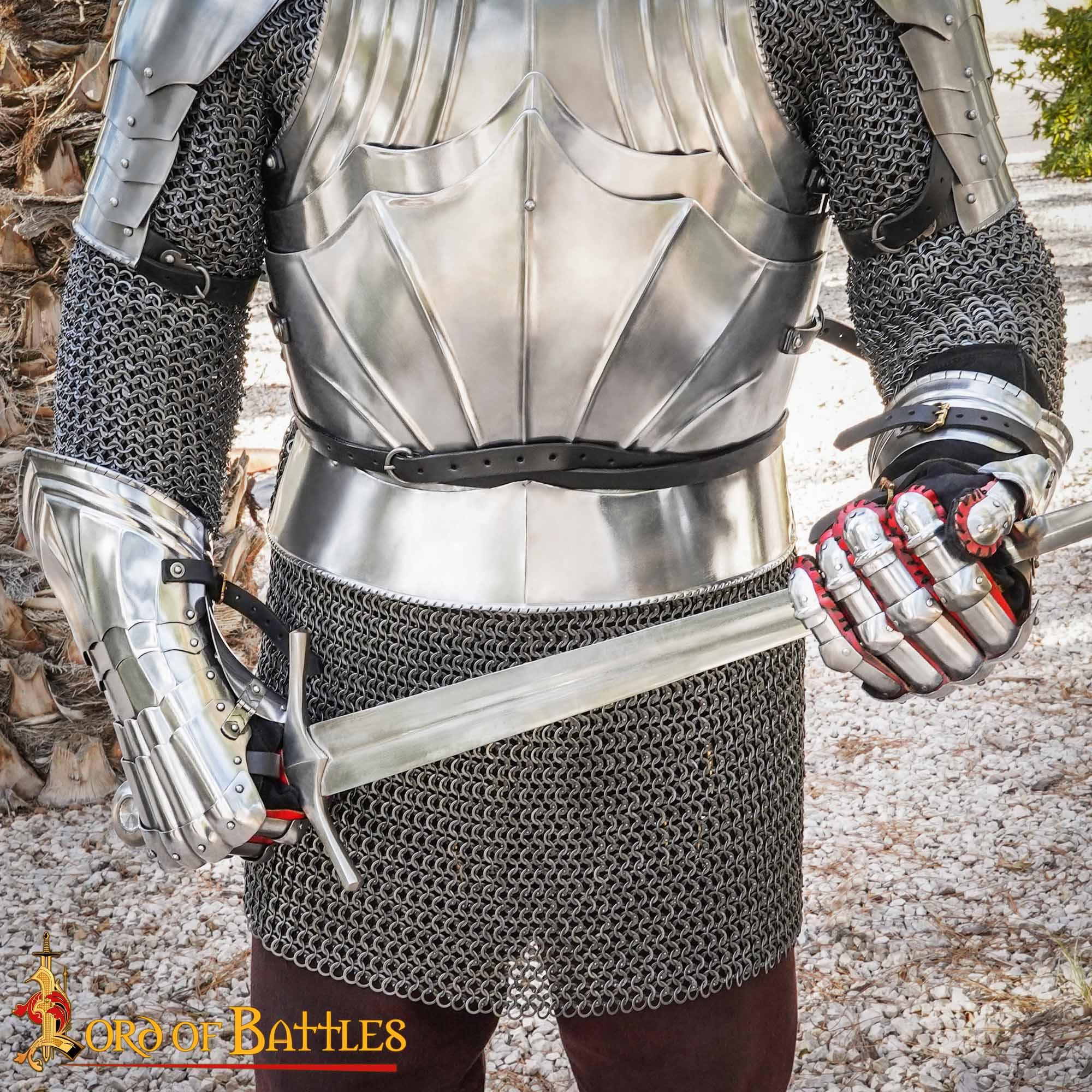 Gantelets chevalier portés épée main - Grip ferme combat mobilité fonctionnelle